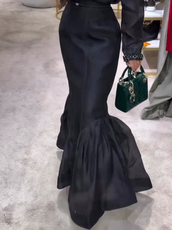 Black Structured Organza Mermaid Maxi Skirt - 4 by Zen Clothing - Image 1